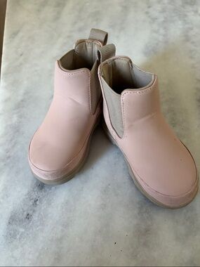 Native Shoes Pink Kensington treklite Chelsea Rain Boots for Kids
